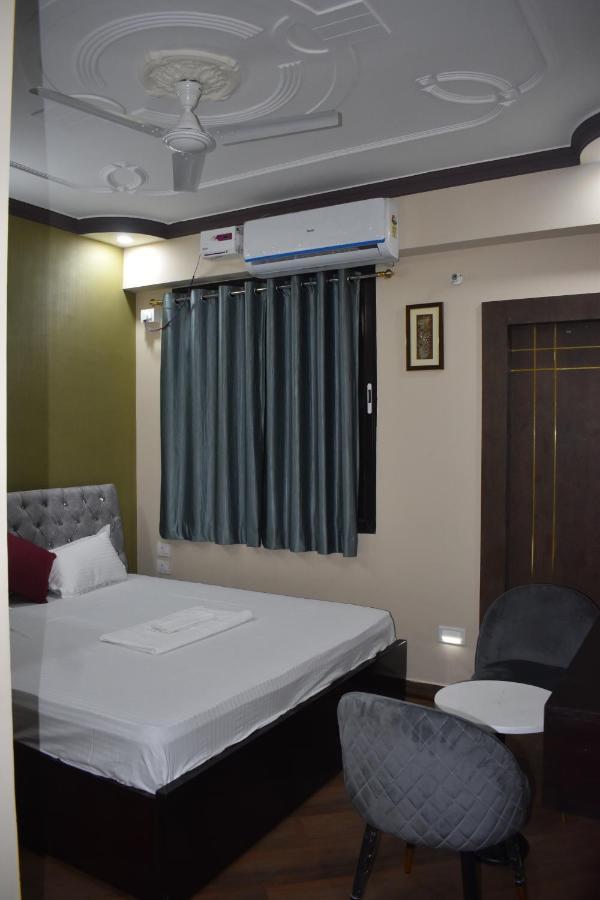 Hotel Lilac Doors Patna  Dış mekan fotoğraf